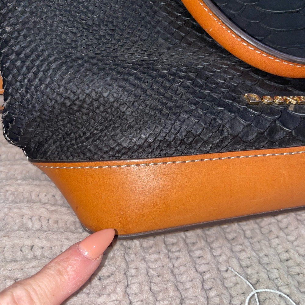 Dooney & Bourke Claremont Python Lina - Picture 9 of 15